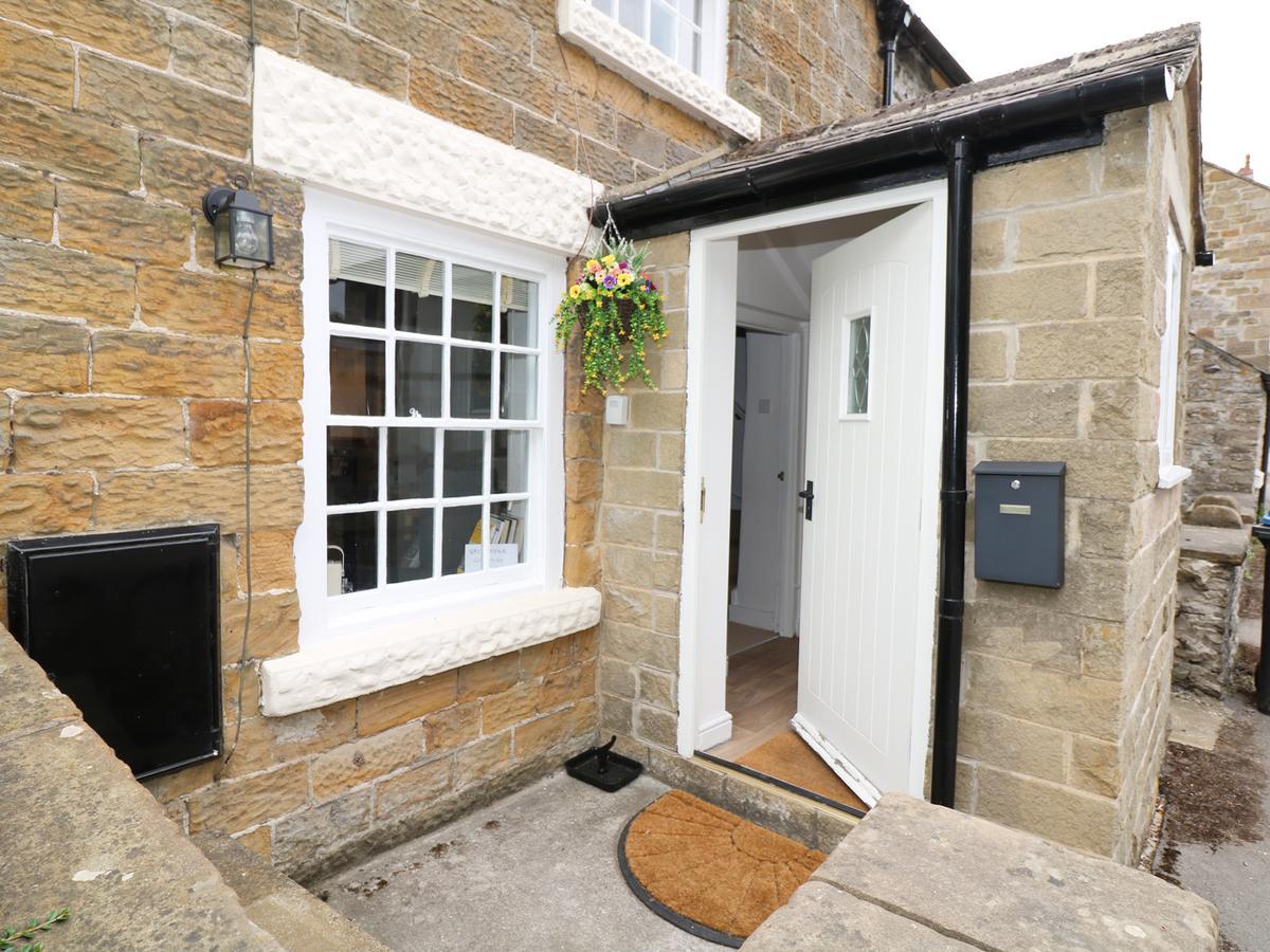 Gritstone *